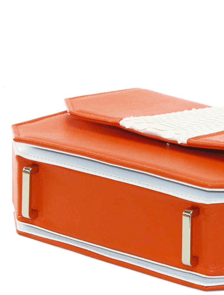 PEcado // ORANGE RADIANT CLUTCH BAG - Image 5