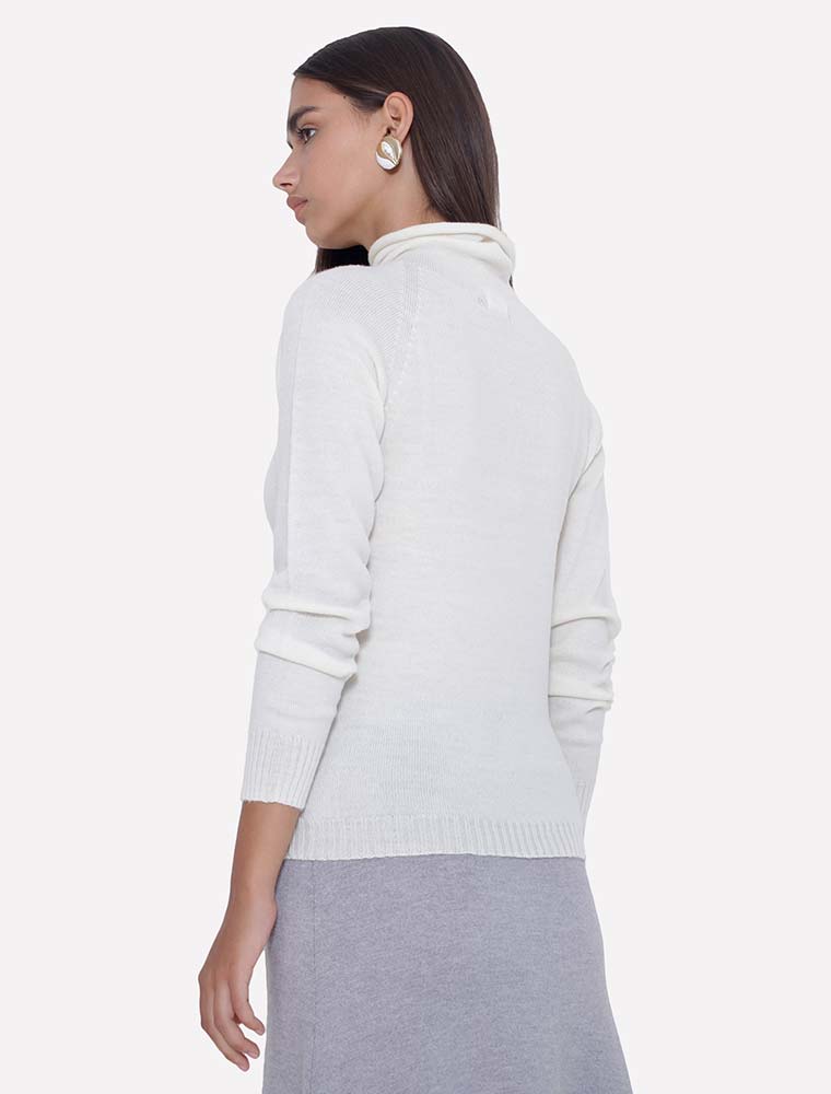 JENADIN // SEAMLESS KNITTED ROLL-NECK SWEATER, CREAM - Image 3