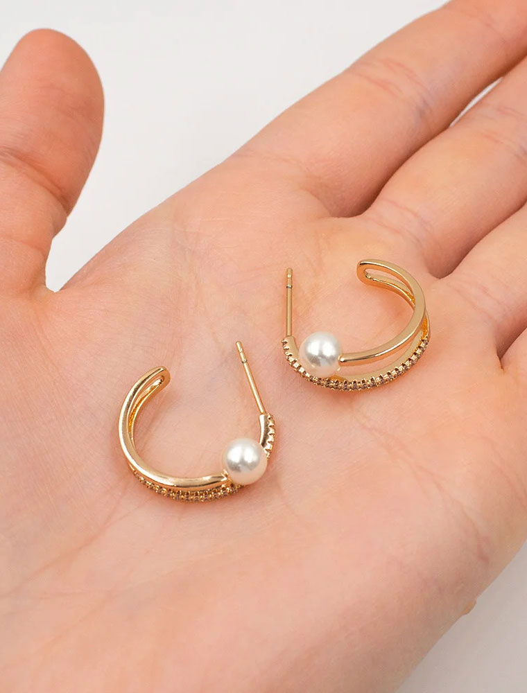 SE // SURGICAL STEEL PAVE HOOPS with PEARL SETTING, LIGHT ROSE GOLD - Image 3