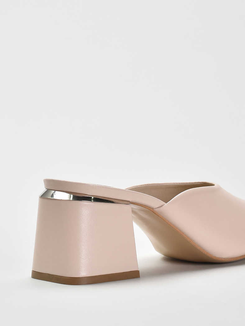 Triangle open toe pink leather sandals