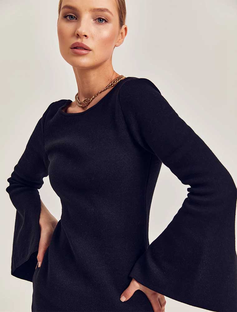 GEPUR // FLARE SLEEVE KNITTED MINI DRESS, BLACK - Image 5
