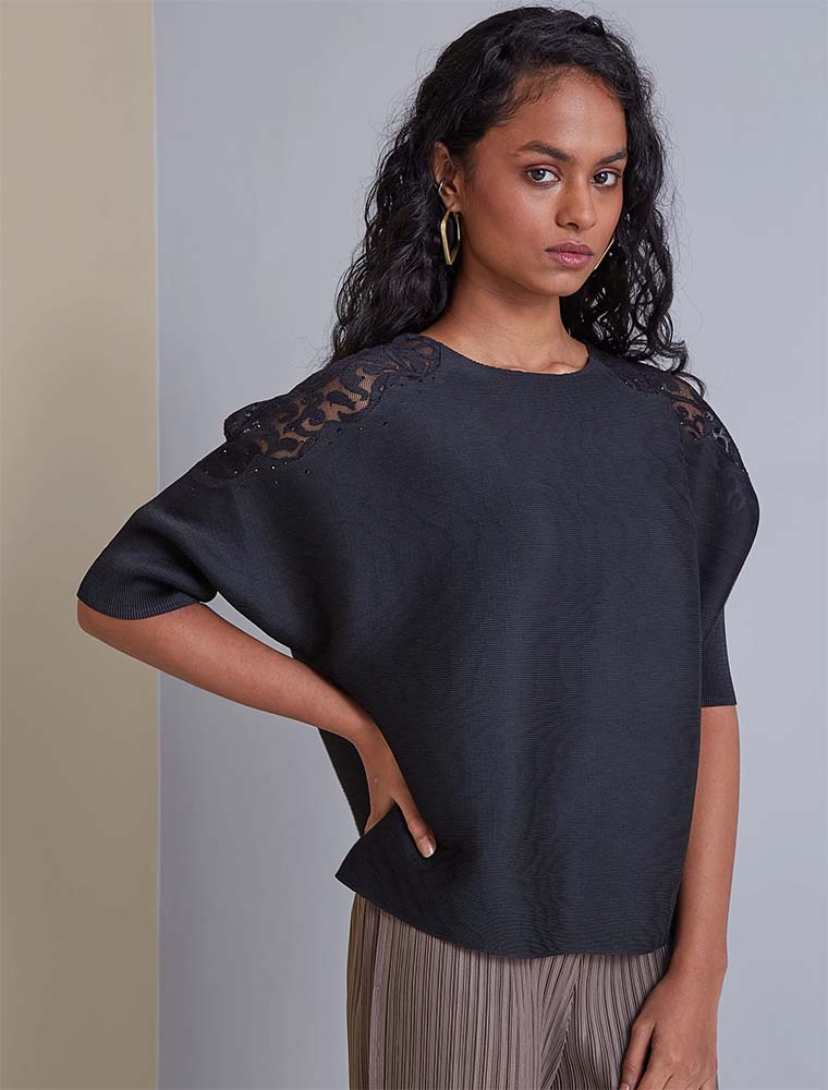 SCARLET SAGE // SIMONE LACED SHOULDER TOP, BLACK