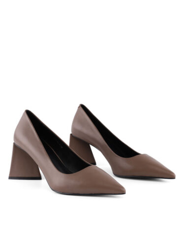 MIRATON // TRIANGLE BLOCK HEEL PUMPS, BROWN
