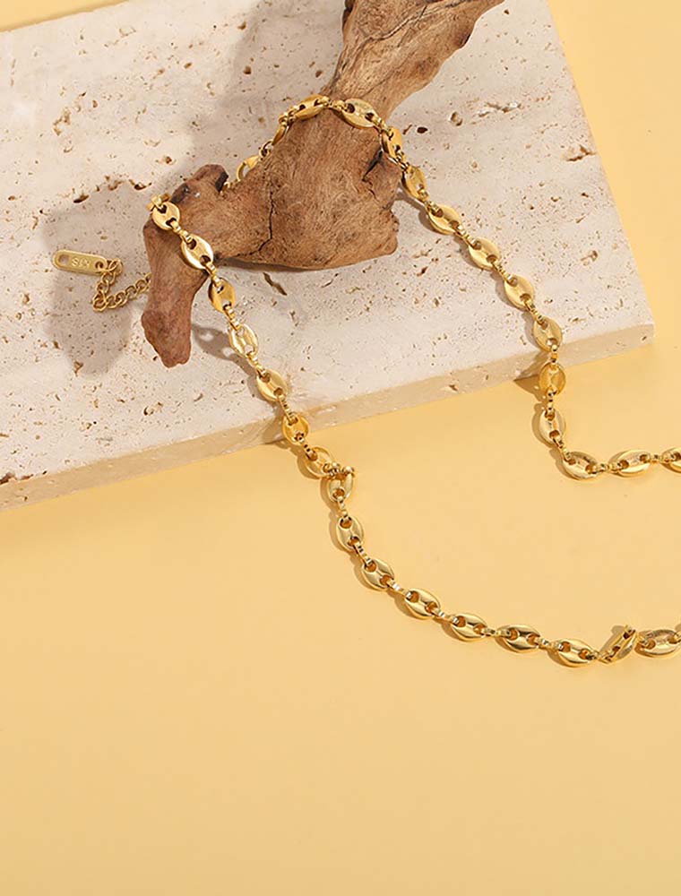 SE // SURGICAL STEEL PIGS NOSE SHAPE CHAIN NECKLACE, GOLD - Image 3