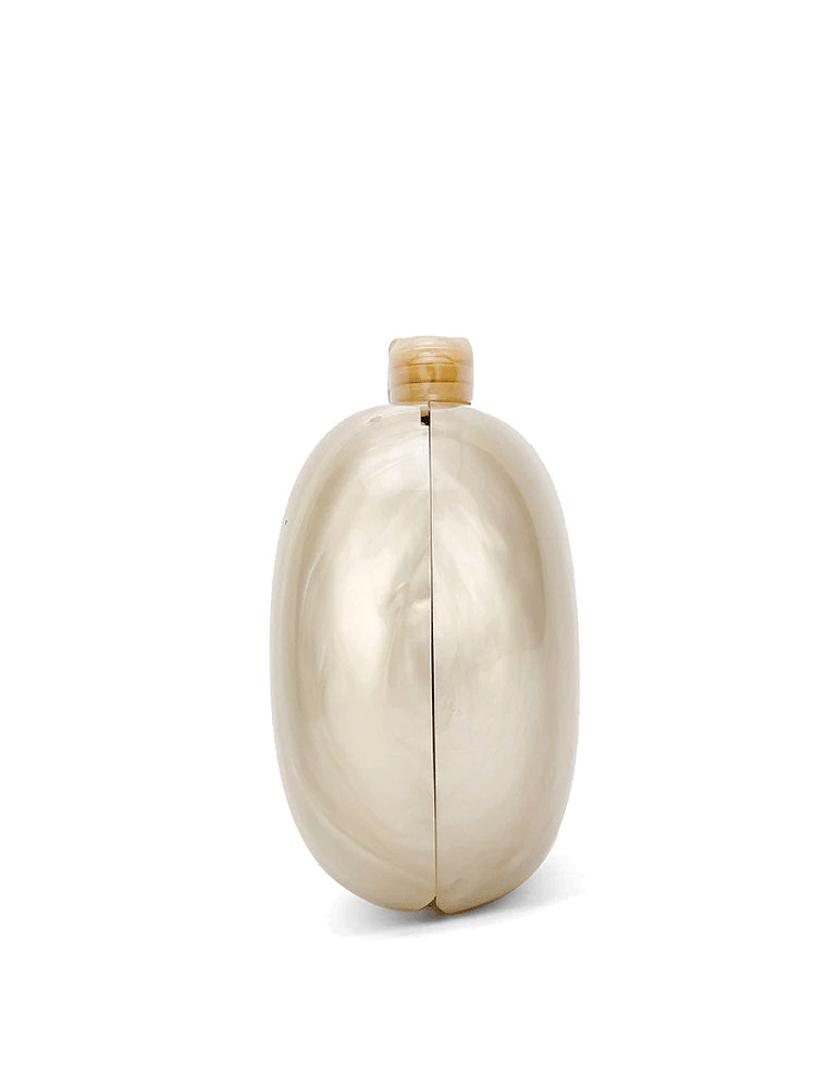 A.KOM // OVAL ACRYLIC CLUTCH BAG, PEARL CREAM - Image 4