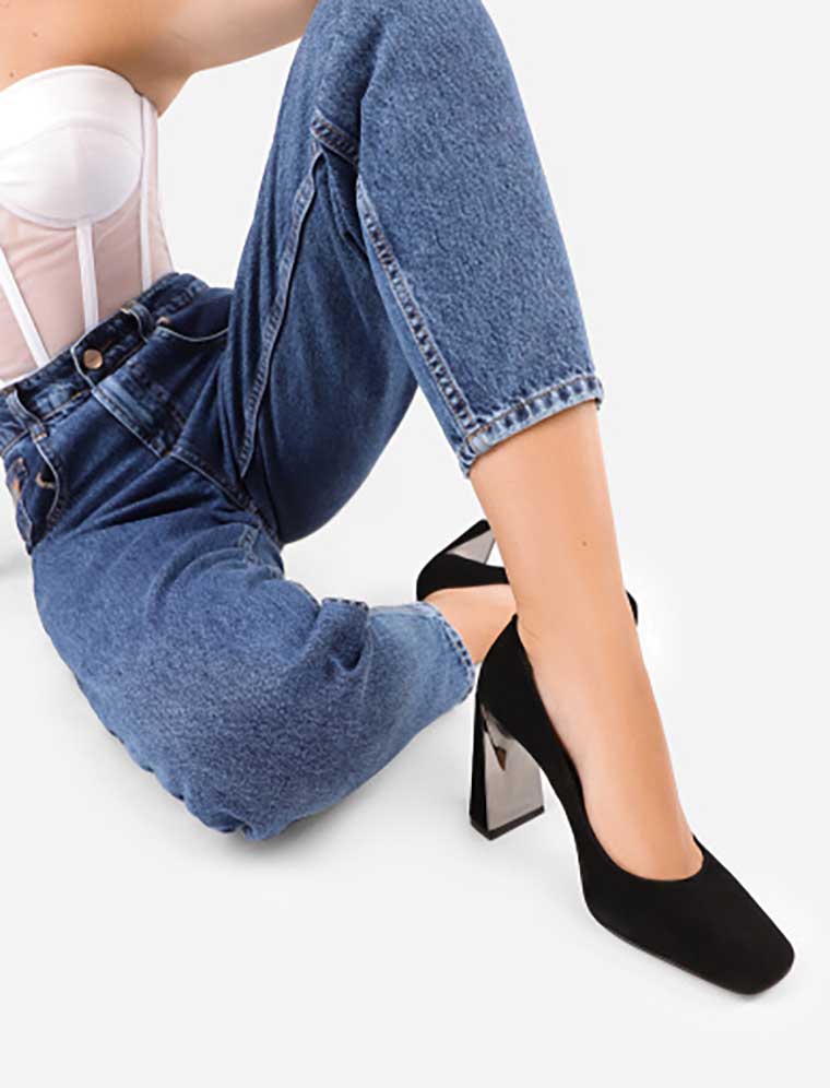 ATTIZZARE // METAL HEEL SQUARE TOE SUEDE PUMPS, BLACK - Image 2