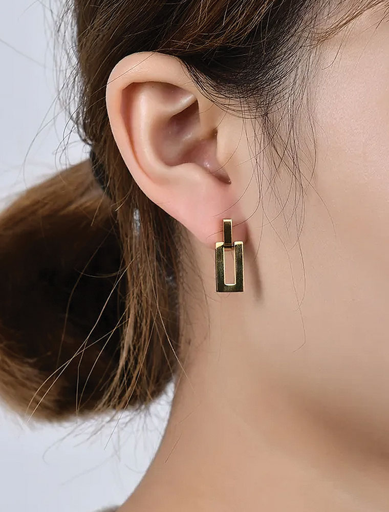 SE // RECTANGULAR HOLLOW SURGICAL STEEL EARRINGS, GOLD - Image 2