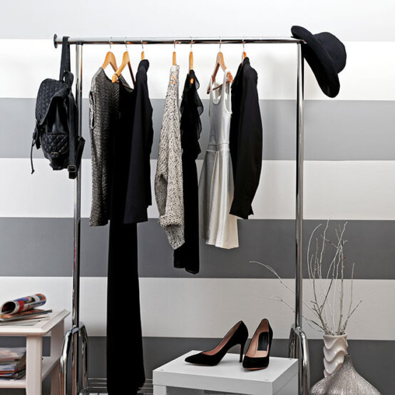Minimalist-wardrobe Minimalist-wardrobe