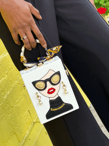 A.KOM // FASHION CLUTCH BOX BAG, WHITE